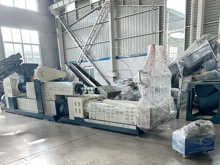 plastic recycling pellet machine