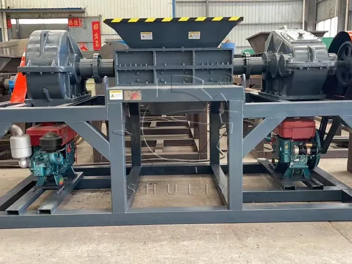 Diesel-powered scrap metal shredder