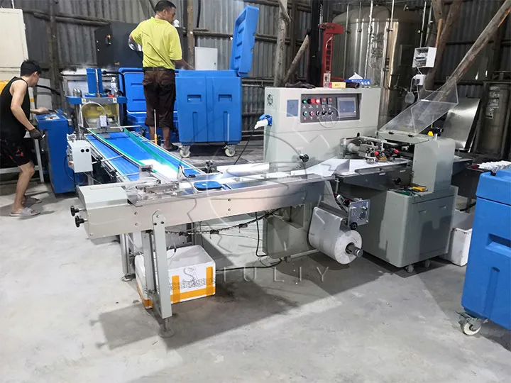 mesin produksi balok es kering