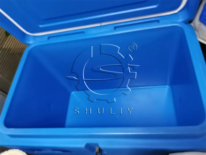 乾燥氷コンテナ箱