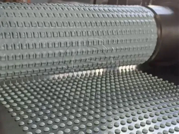Máy tạo viên sáp